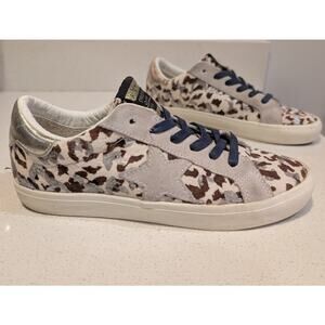 VINTAGE HAVANA Animal Print Sneakers Women's Size 7.5 Cow Print STEVE MADDEN